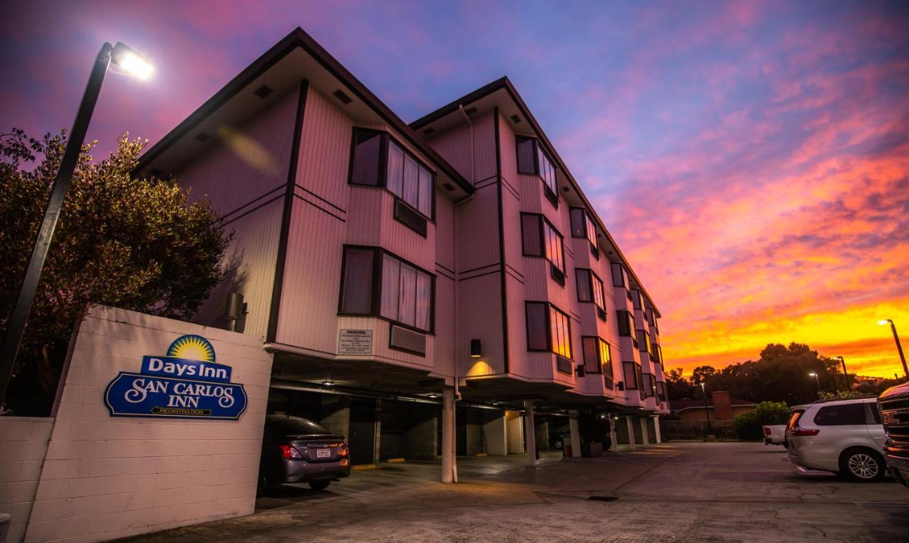 Days Inn By Wyndham Monterey Downtown Exterior photo